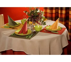 Asztalterítők, éttermi és konyhai textilek