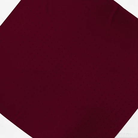 Damaszt asztalközép szennyeleresztő kikészítéssel