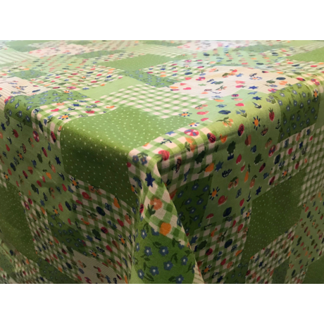 Asztalterítő nyomott mintával 120x120cm zöld patchwork