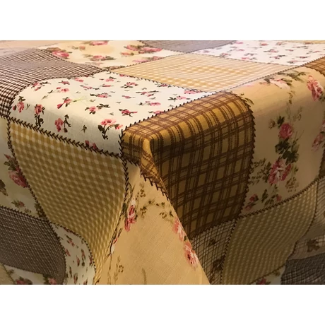 Asztalterítő nyomott mintával 140x140 cm barna virágos patchwork